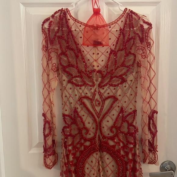 Beaded Nude with red beading . Size 1 GlamourHandmade in Madison - Picture 6 of 9